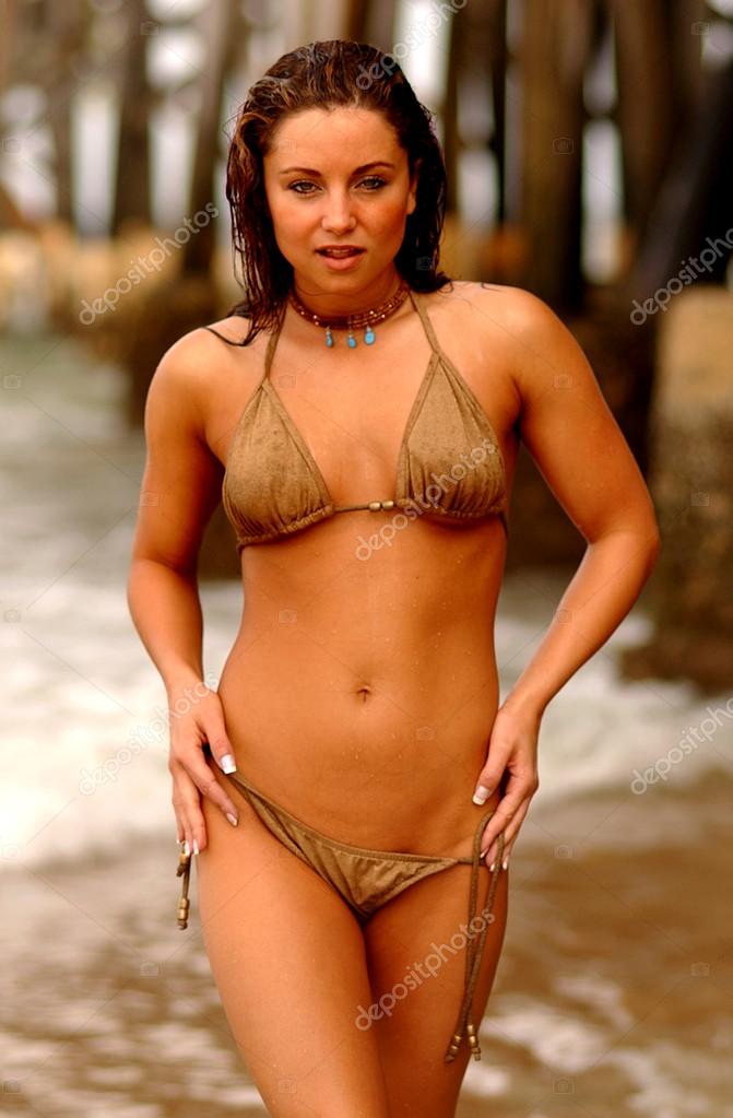 Porno ayollarning oyoqlari Chiroyli shirali eshakdagi Dik