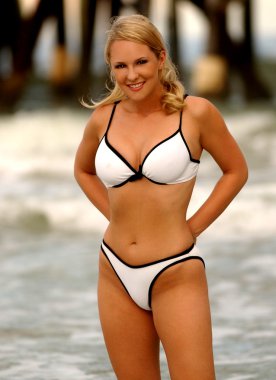 Playboy modeli rebecca newell - mayo çekimi konumu daytona beach fl