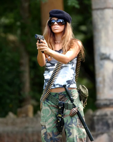 Militaire Girl - bestrijding Specialist — Stockfoto