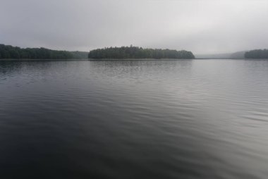 Sabah denizde Alman doğasında rahatla.
