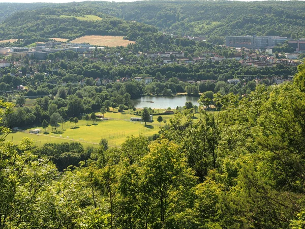 Toller Blick auf Jenas Natur bei einer sommerlichen Wanderung in Thüringen — Stockfoto