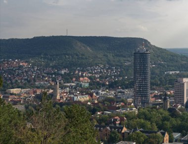 Yaz mevsiminde, yaz mevsiminde, Jena 'da,