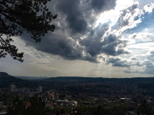 Yazın Jena 'da bulutlu gökyüzü manzarası — Stok fotoğraf