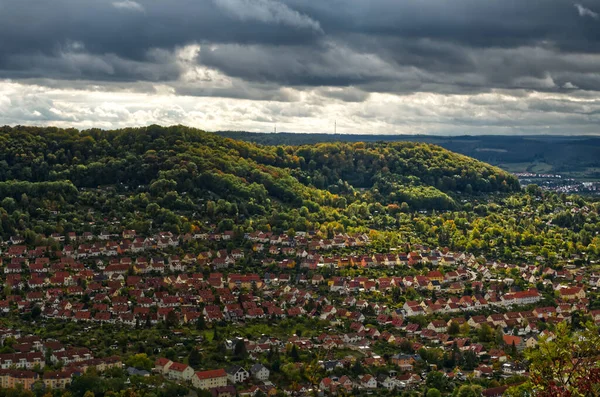 Blick auf Jenas Stadtbild und Landschaft im Herbst von Landgrafen aus — Stockfoto