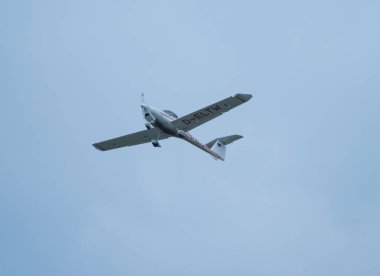 Perşembe günü Schoengleina havaalanında eylem