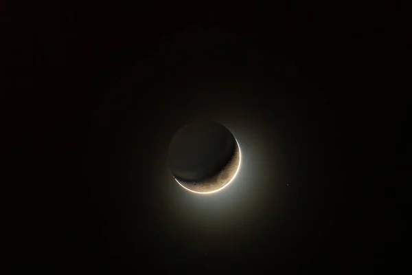 Croissant Lune Luisant Dans Ciel Étoilé — Photo