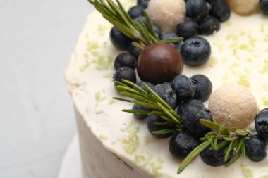 Pasta Milchmadchen. Yabanmersinli sütçü kız keki.