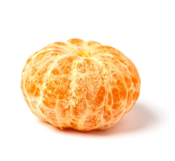 Mandarine oder Clementine ohne grünes Blatt isoliert auf weißem Hintergrund. — Stockfoto