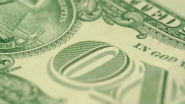 Dolarlar makro çekilirken düzgün kamera hareketleri