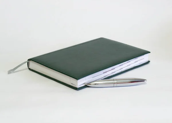 Notebooks and pen for writing — Stock Photo, Image