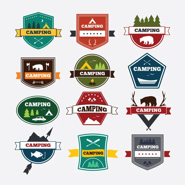 Vintage kamp ve açık hava etkinliği logo koleksiyonu kümesi