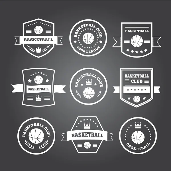 Baloncesto conjunto vintage emblemas, etiquetas y logotipos o símbolos — Vector de stock