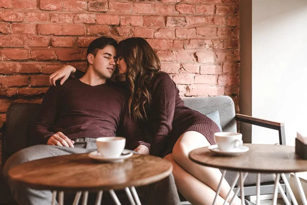 Romantic Couple Sitting Restaurant — Stock Photo, Image