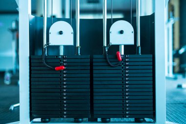 Antrenman aletinin ağırlık bloğu