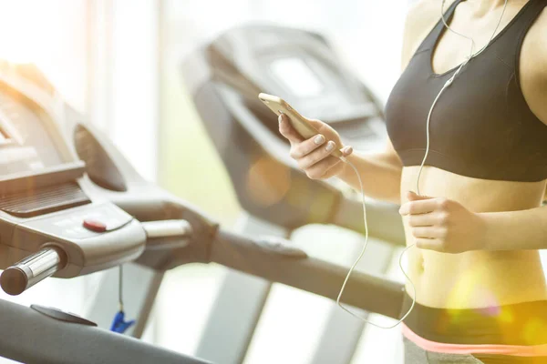 Athletic Woman Hold Phone Sport Club — Stock Photo, Image