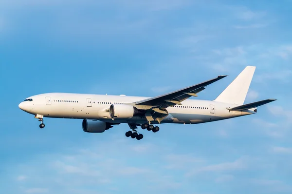 Боїнг 777-200 — стокове фото