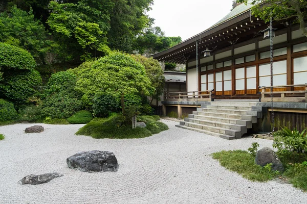 在日本镰仓，Houkokuji (Houkoku 寺) — 图库照片