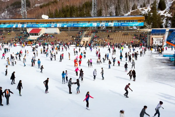 The people at the rink Medey — Stock Photo, Image