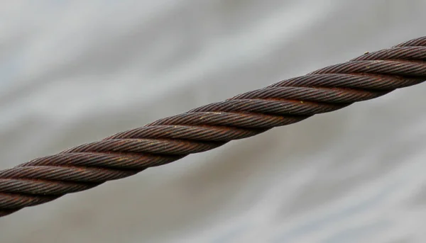 Fecho Uma Velha Corda Arame Aço Enferrujado — Fotografia de Stock