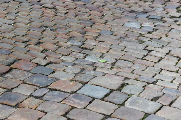 Pavimento Pedra Velha Calçada Com Blocos Pedra Natural Retangular Com — Fotografia de Stock