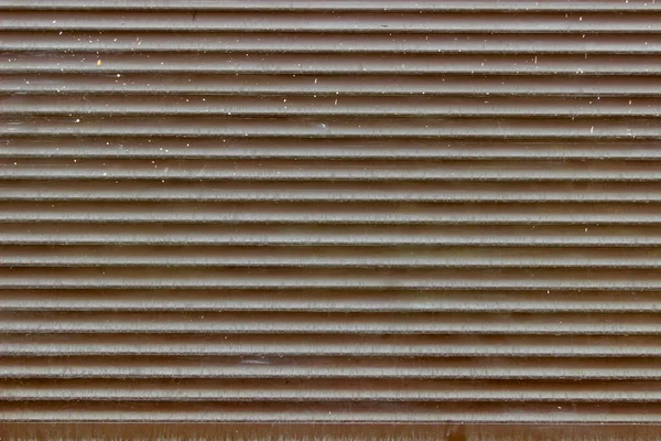 Kapalı bir paten kepenğinin dokusu