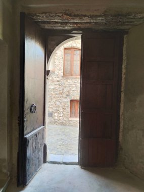 İtalya 'daki eve yaz günü giriş.