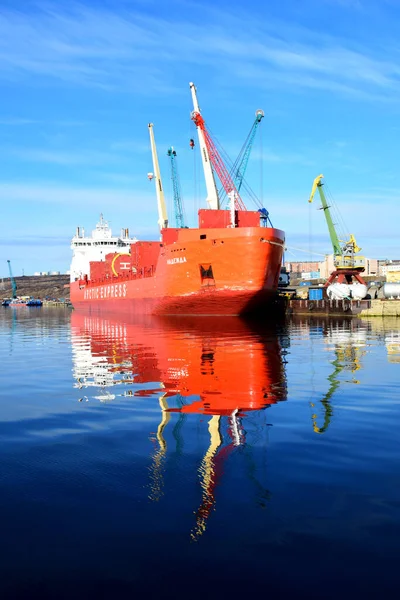 Mar Navio Quebra Gelo Nadezhda Porto Marítimo Dudinka Localizado Descarga — Fotografia de Stock