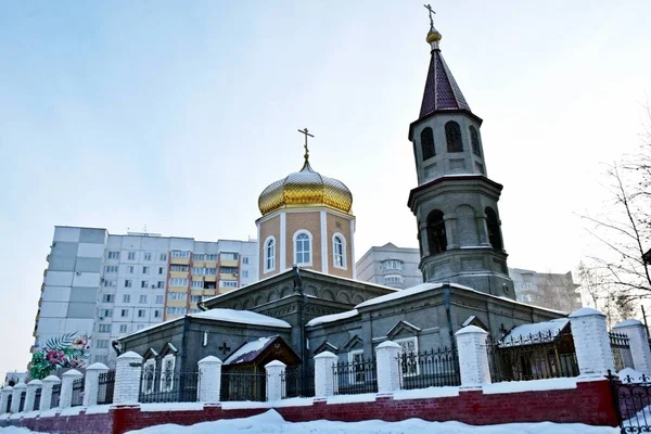 Iglesia Del Santo Mártir Paraskeva Pyatnitsa Omsk Rusia Siberia Foto — Foto de Stock