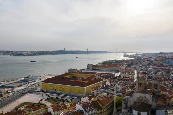 Vista Aérea Del Dron Sobre Distrito Alfama Lisboa Portugal Lockdown — Foto de Stock