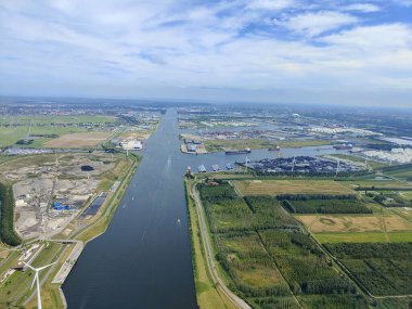 Hollanda 'da Amsterdam üzerinde hava manzarası
