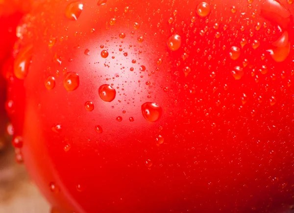Три свіжі помідори — стокове фото
