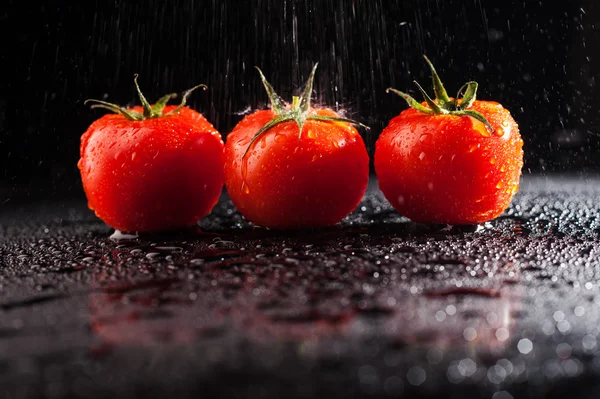 Gouttelettes d'eau de tomate — Photo