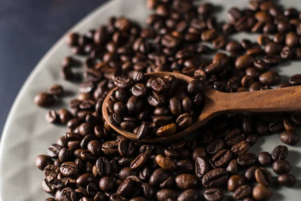 Coffee Beans Closeup Background Coffee Beans Plate — Stock Photo, Image