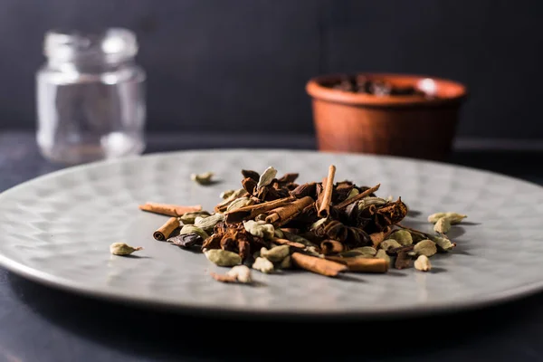 Fragrant Arabica Coffee Ground Coffee Spices Star Anise Cinnamon — Photo