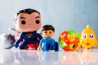 Oyunlar için çocuk oyuncakları.