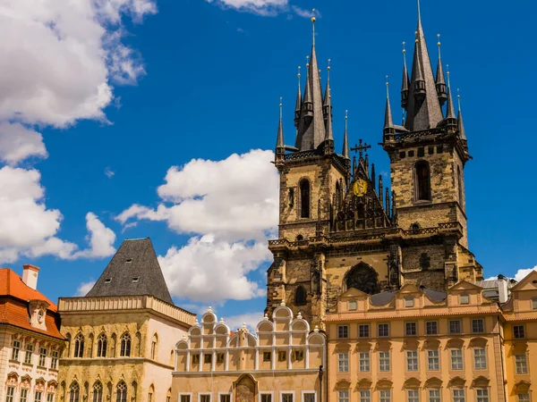 Ohromující Architektury Pražského Starého Města Kostelem Matky Boží Před Týnem Stock Snímky