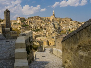 İtalya 'nın güneyindeki Basilicata bölgesindeki Matera kentinin göz kamaştırıcı görüntüsü