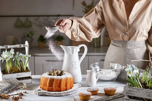 Pas Maar Cupcake Ligt Tafel Vakantie Bakken Thuis — Stockfoto