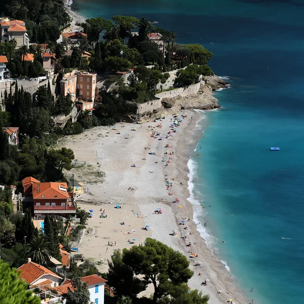 Residential buildings on beach line — Stock Photo, Image