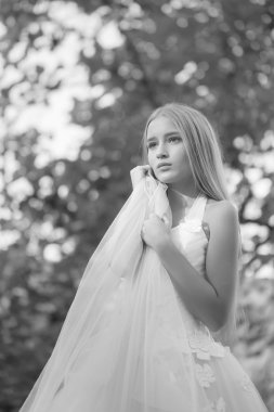 Güzel sonbahar gelin