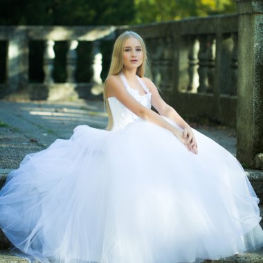 Şehvetli çekici gelin