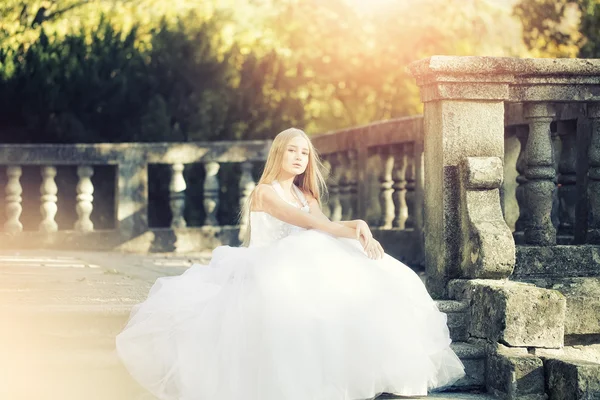 Smyslná přitažlivá nevěsta — Stock fotografie