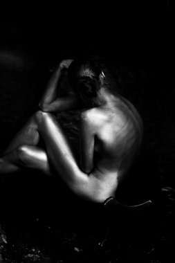 Şehvetli gümüş genç kadın