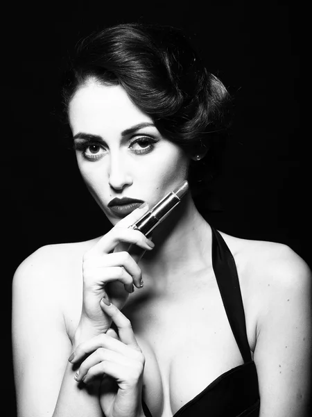 Retro Frau mit Lipgloss — Stockfoto