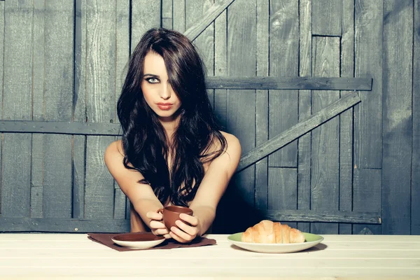 Sensual woman eating — Stock Photo, Image