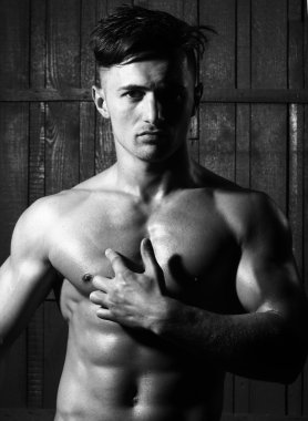 Bir genç güzel adam