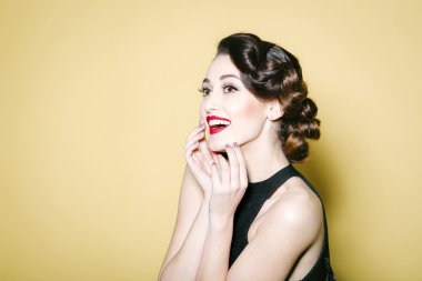 Şehvetli çekici retro kadın