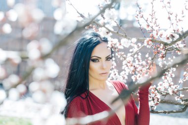 Kadın bahar bloom ile