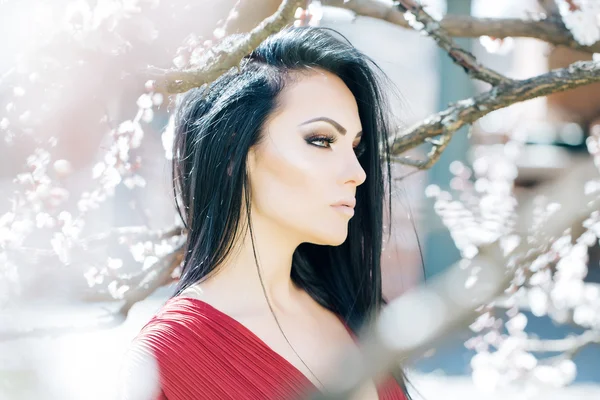 Kadın bahar bloom ile