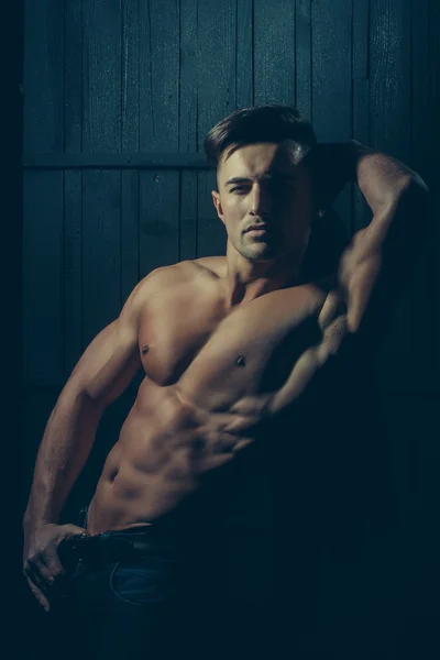 Musculoso sexy hombre —  Fotos de Stock